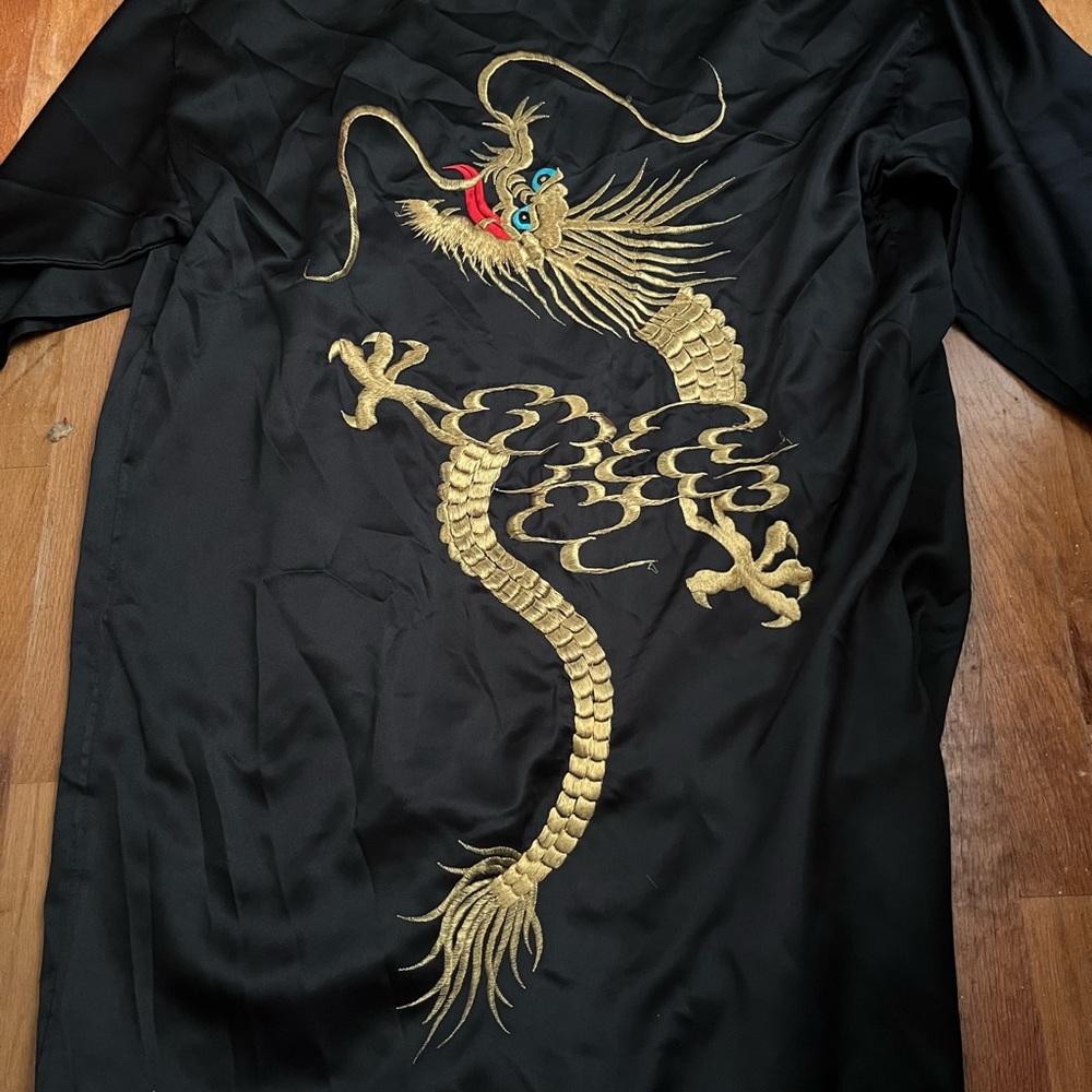 Vintage Embroidered Dragon Japanese Robe 42” Long Polyester